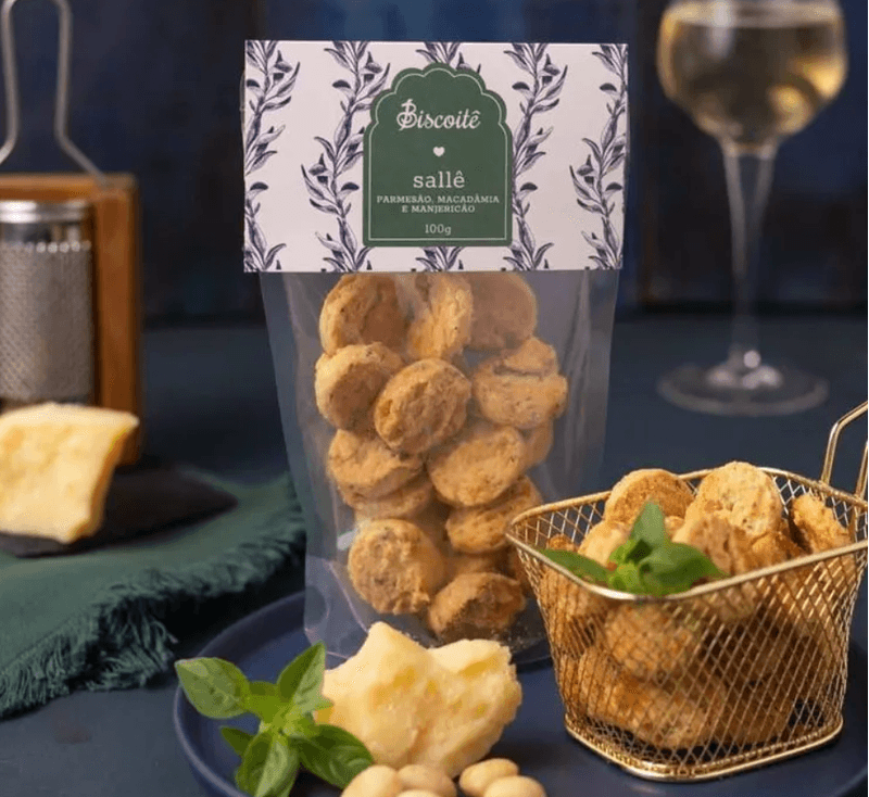Biscoito-Salgado-Parmesao-Manjericao-e-Macadamia